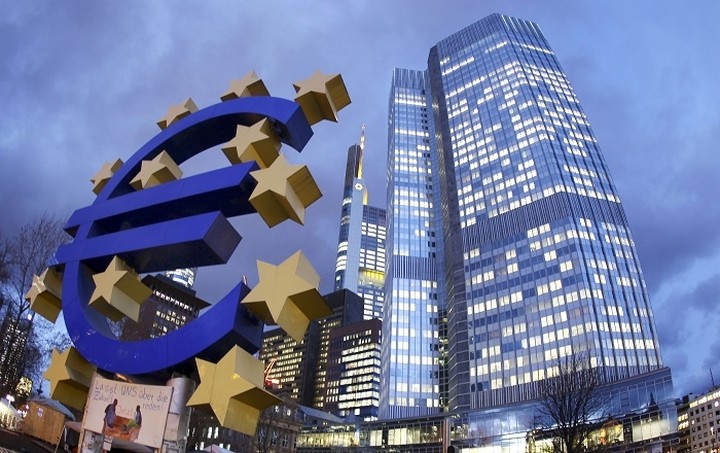 Reuters: Πώς το Grexit θα μπορούσε να επιβαρύνει τη «τσέπη» της ΕΚΤ