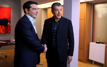 Συμφωνήσαν Τσίπρας-Θεοδωράκης σε θέματα ιδιωτικοποιήσεων και μεταρρυθμίσεων
