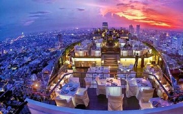 Στα 10 καλύτερα εστιατόρια στον κόσμο με απίστευτη θέα και ένα ελληνικό (ΦΩΤΟ)