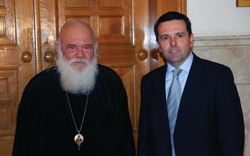 100.000 γεύματα προσφέρει η Παπαστράτος στα συσσίτια της Ιεράς Αρχιεπισκοπής Αθηνών 