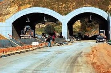 Οδικοί άξονες: Η αναθεώρηση και το ενδεχόμενο να καταγγελθούν οι συμβάσεις 