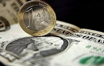 Μικρή άνοδο σημειώνει το ευρώ έναντι του δολάριου