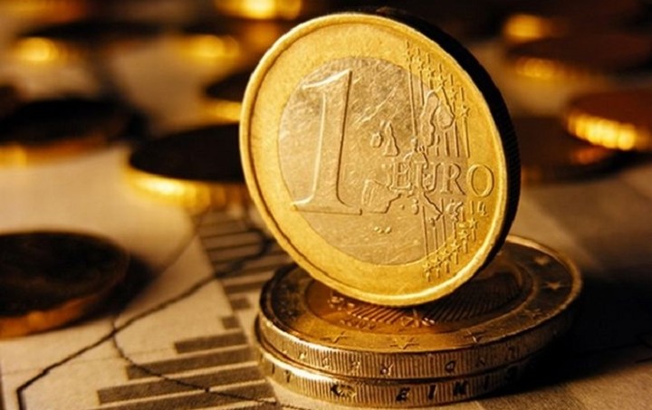 Συνάλλαγμα: Πώς διαμορφώνεται η ισοτιμία ευρώ - δολαρίου