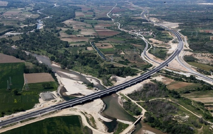 Η Ιόνια Οδός σε πεντέμισι λεπτά (Βίντεο)