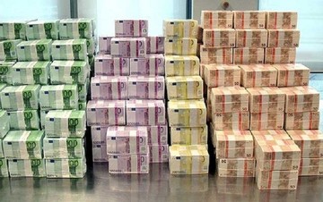 Η Bild ξαναχτυπά: Στείλαμε στην Αθήνα 88 φορτηγά φορτωμένα με 100ευρα