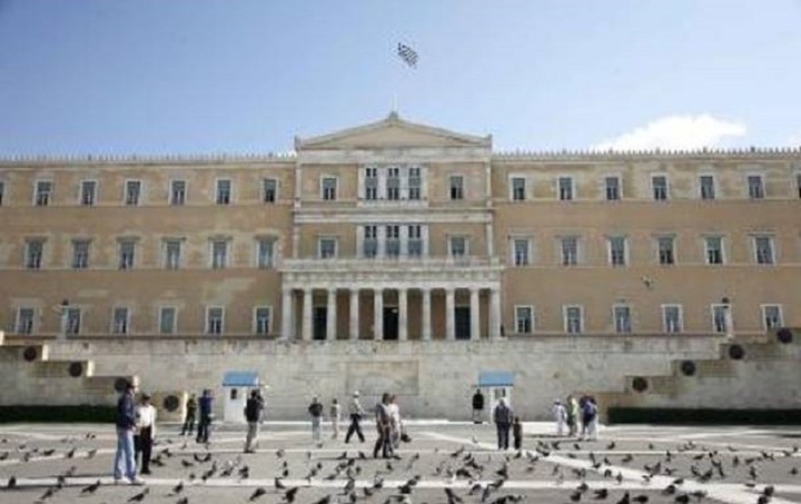 Αυτοί είναι οι υπουργοί του ΣΥΡΙΖΑ που προσέλαβαν τους συγγενείς τους (Λίστα με ονόματα)
