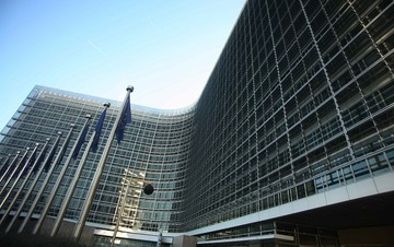 Κομισιόν: Οι συζητήσεις για την Ελλάδα θα συνεχιστούν και το Σαββατοκύριακο