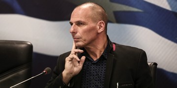 Ο Βαρουφάκης αποκαλύπτει το σχέδιο για τον ΦΠΑ - Τι λέει για εργασιακά -ασφαλιστικά 