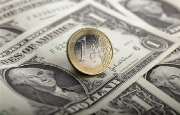 Ενίσχυση του ευρώ απέναντι στο δολάριο