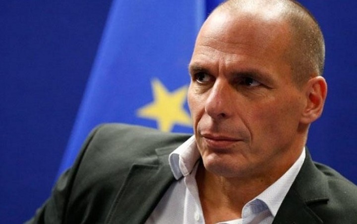 Βαρουφάκης στον Economist: Η Ελλάδα αν δεν μεταρρυθμιστεί θα βουλιάξει