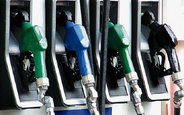 Βενζινοπώληδες: Ασύμφορη η χρήση πιστωτικών καρτών στις αγορές καυσίμων