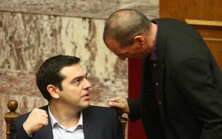 Άγριος καυγάς Τσίπρα - Βαρουφάκη! - Οργισμένος ο Αλέξης με τις δηλώσεις του υπουργού του!