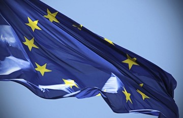 Το 90% των Ευρωπαίων θέλουν να εξακολουθήσει η ΕΕ να παρέχει ανθρωπιστική βοήθεια