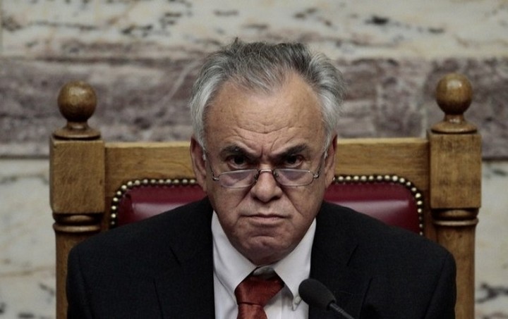 Δεν δεχόμαστε τελεσίγραφα και δεν υποκύπτουμε σε εκβιασμούς διαμηνύει ο ΣΥΡΙΖΑ