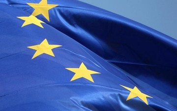 EE: Σας δίνουμε 10,9 δισ αλλά αλλά πουλάτε ΑΔΜΗΕ, ΕΛΠΕ, ΟΤΕ, ΤΡΑΙΝΟΣΕ, μεγάλα λιμάνια!