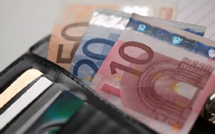Tι σημαίνουν για την τσέπη μας τα μέτρα που προτείνει η ελληνική κυβέρνηση
