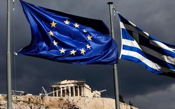 Αξιωματούχοι ΕΕ : Η Ελλάδα μπορεί να χρειαστεί τρίτη επέκταση του προγράμματος