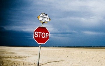 Μια στις τρεις παραλίες της Αττικής κρίνονται ακατάλληλες - Δείτε ποιες (Λίστα)