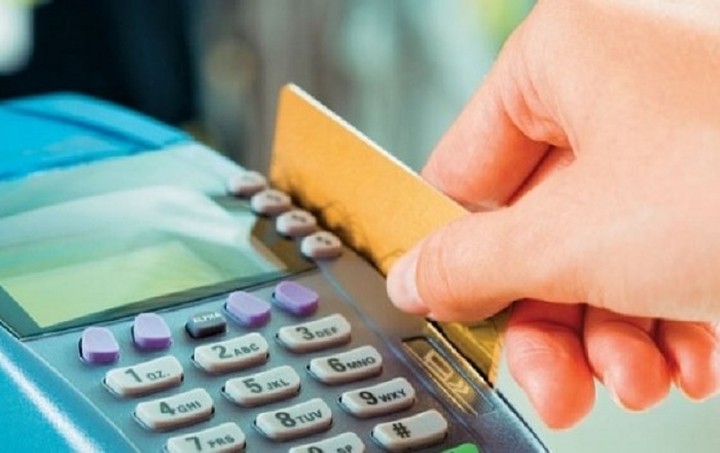 Ιδού τι θα κερδίζουμε αν κάνουμε τις συναλλαγές μας με κάρτα