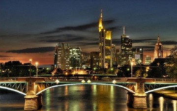 Οι ευρωπαϊκές πόλεις με τις μεγαλύτερες αυξήσεις στις ξενοδοχειακές τιμές - Σε ποια θέση βρίσκεται η Ελλάδα