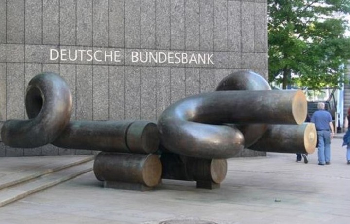 Βundesbank:«Υπάρχει αποφασιστικότητα να βοηθήσουμε την Ελλάδα, όμως ο χρόνος τελειώνει»