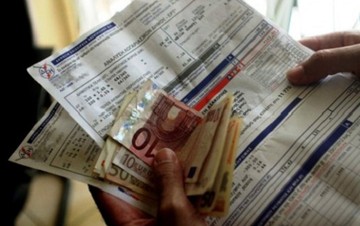 Λαφαζάνης: 36 δόσεις και 10% προκαταβολή για τις ληξιπρόθεσμες οφειλές στη ΔΕΗ 