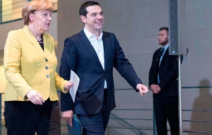 Η Bild καλεί τη Μέρκελ να μην υποστηρίξει τους Έλληνες