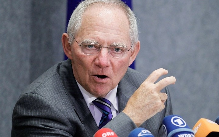 Σόιμπλε: Λίγες ελπίδες για συμφωνία στο Eurogroup της Πέμπτης