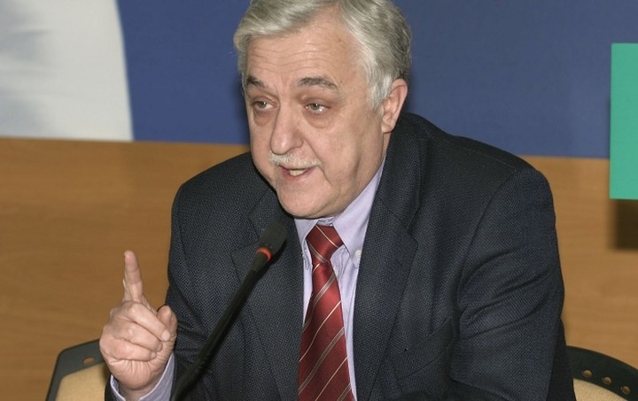 Στην ίδρυση κόμματος προχωρά ο Αλέκος Παπαδόπουλος