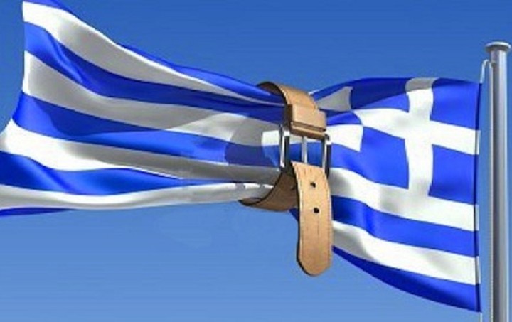 Bloomberg: Κούρεμα του ελληνικού χρέους θα εξετάσει η ΕΕ