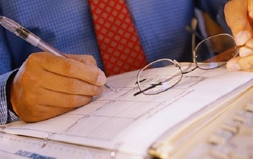 Ενστάσεις από το Οικονομικό Επιμελητήριο για τα μέτρα των 8 δισ ευρώ