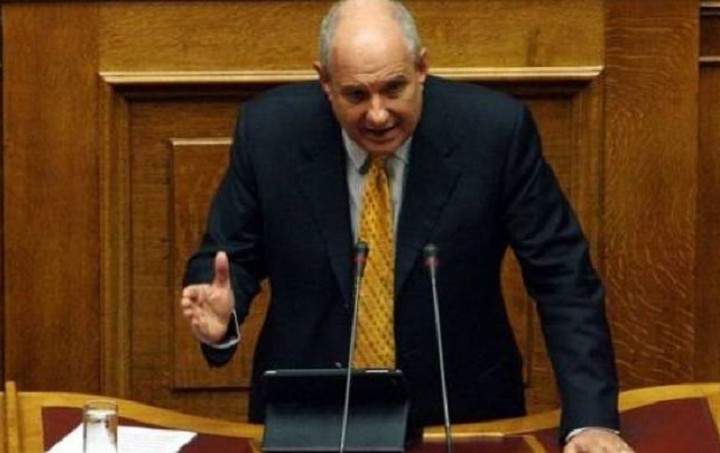 Τέρενς Κουίκ: Η συμφωνία θα πρέπει να συνδεθεί με ρύθμιση του χρέους
