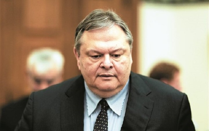 Βενιζέλος στη La Republica: Δύσκολο να τηρηθούν οι υποσχέσεις, αναπόφευκτες οι θυσίες