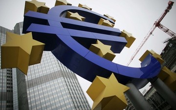 Bloomberg: Το Eurogroup εξετάζει επιστροφή 3,35 δισ. ευρώ στην Ελλάδα αν υπάρξει συμφωνία