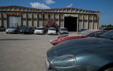 Στα άδυτα του ΟΔΔΥ: Maserati και ΙΧ πολυτελείας από 1500 ευρώ