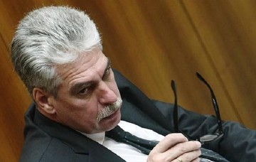 Σέλινγκ: Η έξοδος της Ελλάδας από την ευρωζώνη φαίνεται σχεδόν αναπόφευκτη τώρα