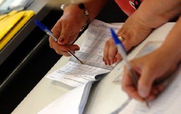 Μάθε πού ψηφίζεις: Όλες οι οδηγίες της τελευταίας στιγμής