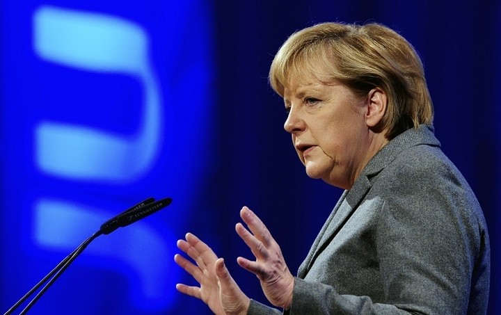 Handelsblatt: Κυρία Μέρκελ, κινηθείτε!