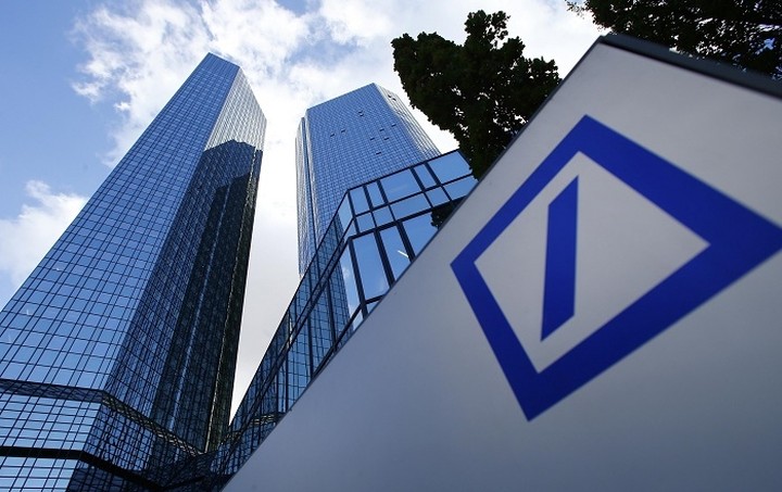 Τα τέσσερα σενάρια της Deutsche Bank για την επόμενη μέρα