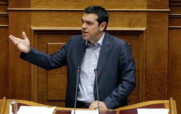 Τσίπρας: «Ή θα συνεχίσουμε όλοι μαζί ή θα φύγουμε όλοι μαζί»
