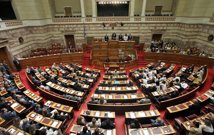 Mε 251 ψήφους υπέρ εγκρίθηκε από την Ολομέλεια η εξουσιοδότηση για την διαπραγμάτευση