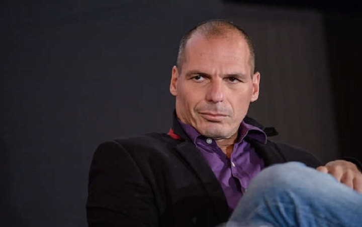 Βαρουφάκης στον Guardian: Η Γερμανία θέλει Grexit για να φοβίσει τους Γάλλους