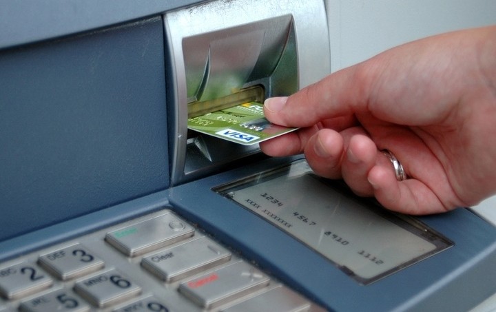 Τι θα γίνει με τις τράπεζες και τα ATM μετά την συμφωνία (upd)
