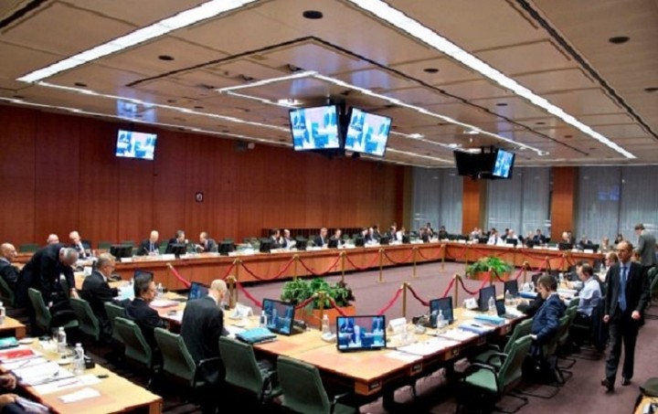 Τηλεδιάσκεψη του Eurοgroup αύριο με θέμα τη χρηματοδότηση - γέφυρα στην Ελλάδα