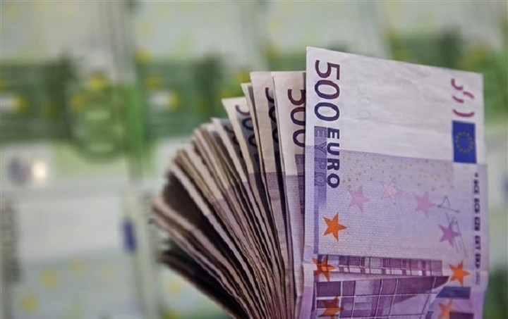 Συρρικνώθηκε το έλλειμμα την περίοδο Ιανουάριος – Ιούνιος 2015