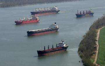 ΕΛΣΤΑΤ: Μειωμένος κατά 2,2% ο εμπορικός στόλος τον Μάιο