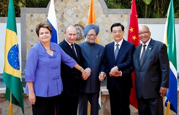 Εγκαίνια σήμερα για τη Νέα Αναπτυξιακή Τράπεζα των χωρών BRICS στη Σανγκάη