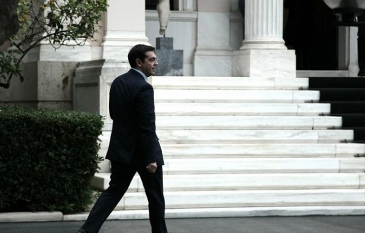 Τσίπρας σε τραπεζίτες:«Θα διασφαλίσουμε την προστασία της α' κατοικίας»