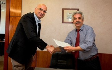 Υπεγράφη συμφωνία για ίδρυση και λειτουργία Γραφείου Εξυπηρέτησης Επισκεπτών της χώρας