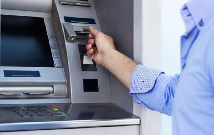 Reuters: Τα capital controls θα διαρκέσουν για αρκετούς μήνες ακόμη